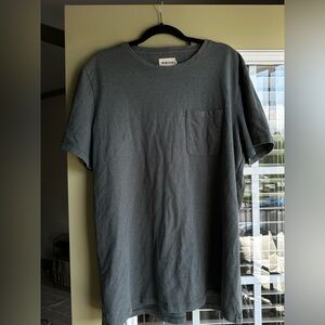 Taylor Stitch - Pocketed tshirt